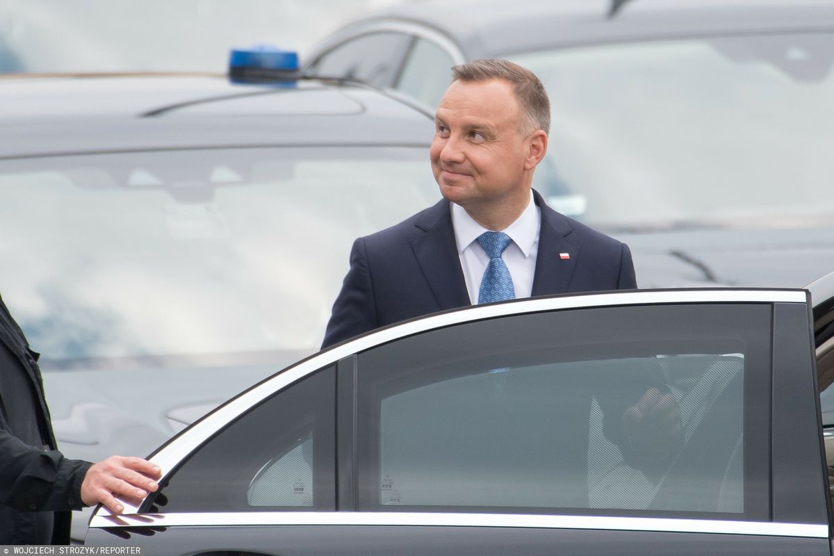 Służba Ochrony Państwa, kancelaria prezydenta, Andrzej Duda Lokalizator w kolumnie prezydenta. Mógł jeździć nawet kilka miesięcy