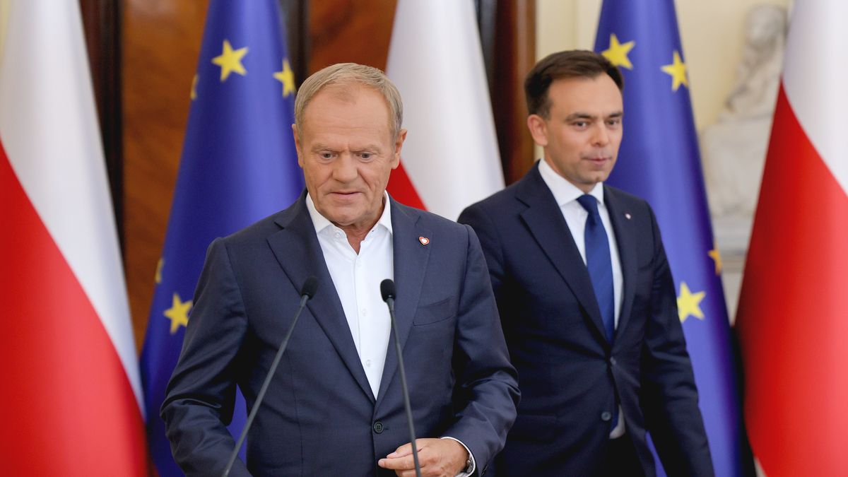 Donald Tusk i Andrzej Domański na konferencji o budżecie 2025