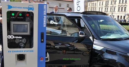 Będzie nowe oznaczenie na stacjach. Pomoże znaleźć punkt ładowania