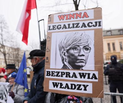 Spór o TK może wyprowadzić ludzi na ulice? "Przegrywa się z demonem"