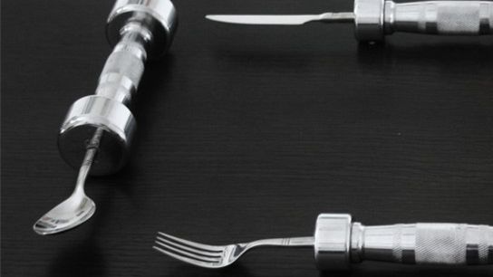 Jedz i chudnij, czyli rewolucyjne sztućce Dumb-Bell 1