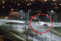 21-latek w BMW przeciął rondo i staranował forda. Jest nagranie zderzenia