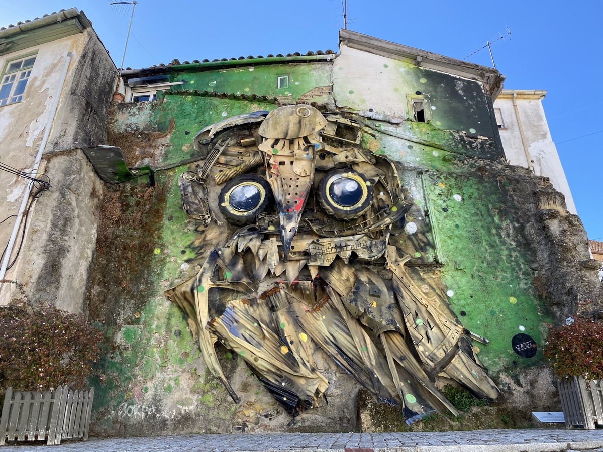 "Owl eyes" autorstwa Bordalo II
