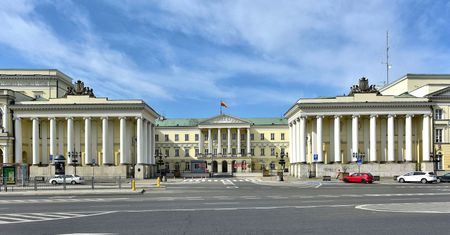 Warszawa. Minuta ciszy dla ofiar Covid-19. "Potrzebna solidarność i empatia"