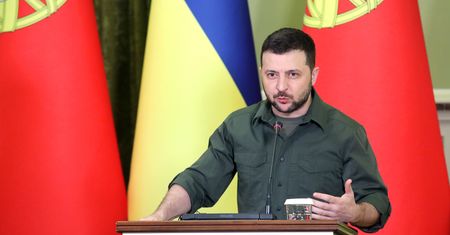 Zełenski gani zachodnie elity. "Wielcy geopolitycy"