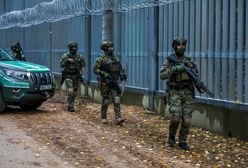 Ataki migrantów na polsko-białoruskiej granicy. Zniszczono trzy auta