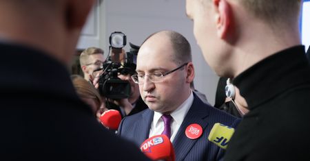 Wybory 2020. Rząd mniejszościowy? Adam Bielan o sytuacji Porozumienia