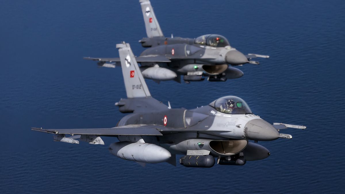 Tureckie F-16