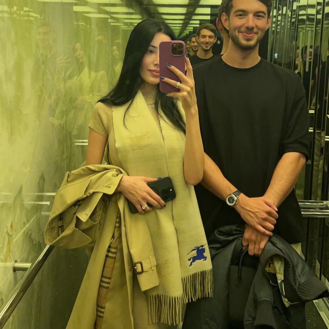 Liz Wizard i Landon Nickerson