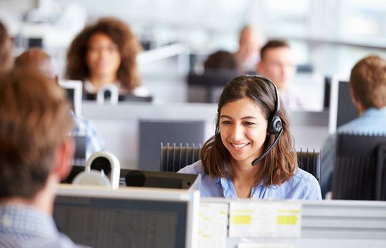 PKO BP z najlepszą bankową infolinią, w górę Pekao SA i Alior Bank