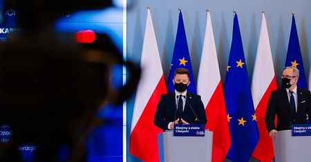 Koronawirus. Chętnych do wykonywania szczepień wciąż zbyt mało. NFZ zmienia reguły akcji