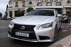 Lexus LS 600h: nowoczesny, oszczędny i dynamiczny