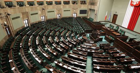 Posłowie dostaną 8 000 zł