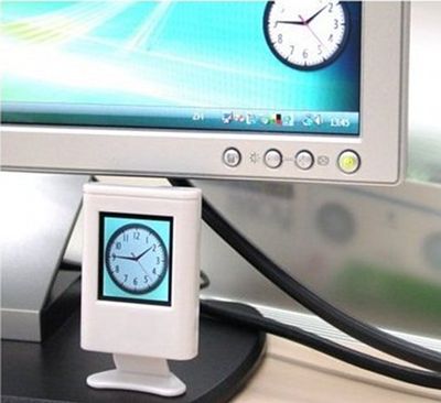 Gadżeciarski wyświetlacz LCD na USB