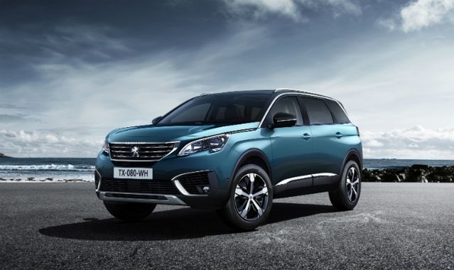 Nowa generacja Peugeota 5008 jest SUV-em