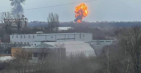 Lotnisko w Winnicy. Spod gruzów wydobyto dziewięć ciał.