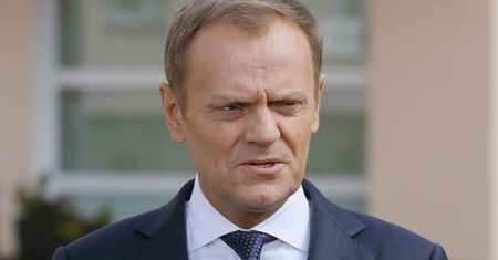 Wojna wisi na włosku