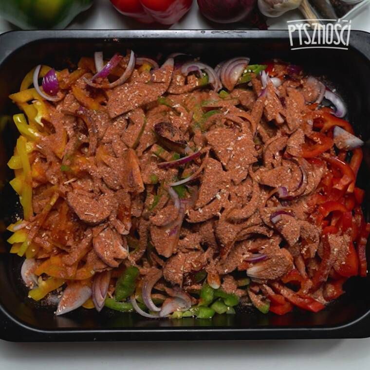 mega fajitas w tortilli
