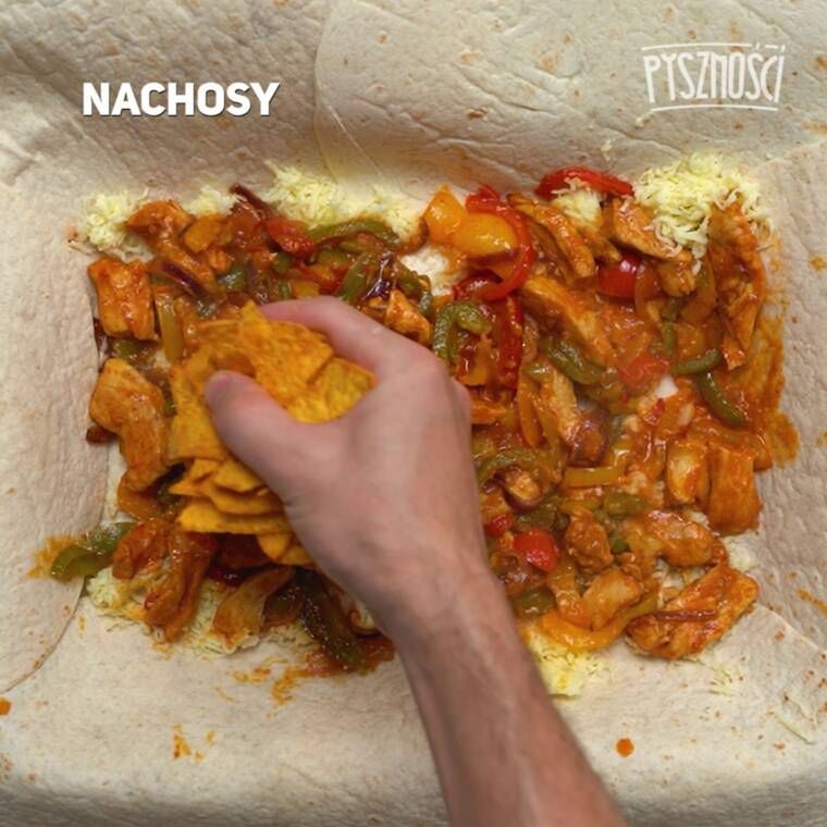 mega fajitas w tortilli