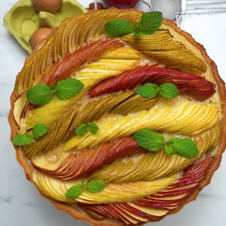 krucha tarta z jabłkami