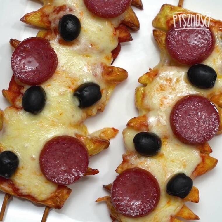 szaszłyki z frytek o smaku pizzy