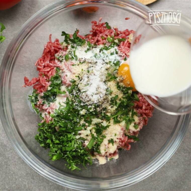 tagliatelle z pesto pomodori secchi