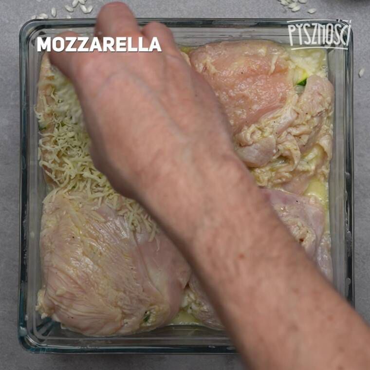 miseczki z kurczaka z risotto