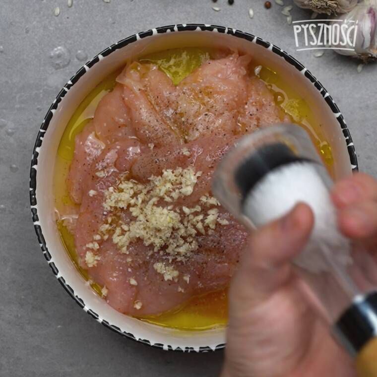 miseczki z kurczaka z risotto