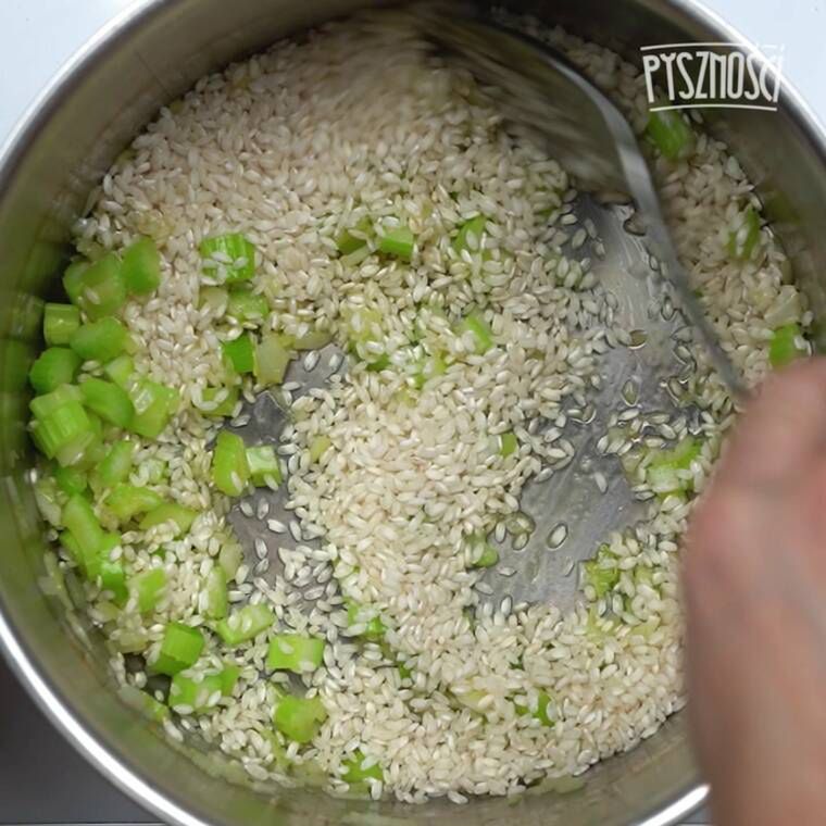 miseczki z kurczaka z risotto