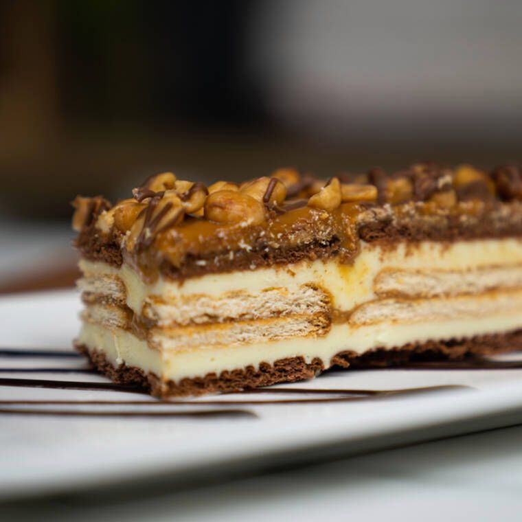 ciasto snickers bez pieczenia przepis