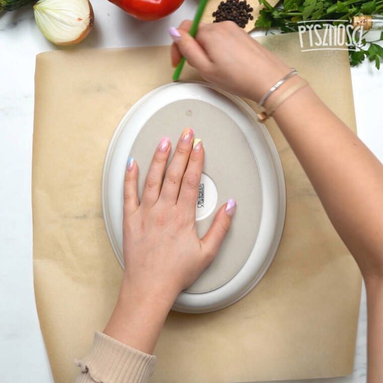 " width="760" height="760" /><img  src="https://pysznosci.pl/wp-content/uploads/2022/04/Ratatouille_z_bajki_Disneya_04_PY_2022_mp4_00_02_04_11_Still011-760x760.jpg" alt="" width="760" height="760" /><img  src="https://pysznosci.pl/wp-content/uploads/2022/04/Ratatouille_z_bajki_Disneya_04_PY_2022_mp4_00_02_23_13_Still012-760x760.jpg" alt="