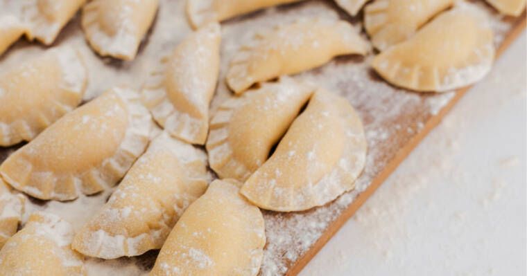 Ciasto na pierogi z dodatkiem mleka