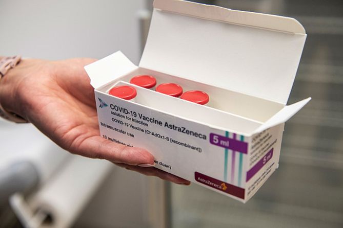 Naukowcy wiedzą, co powoduje zakrzepicę po szczepieniu