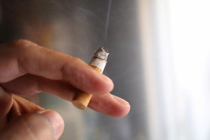 El humo del tabaco contiene más de 5000 sustancias tóxicas para el cuerpo humano