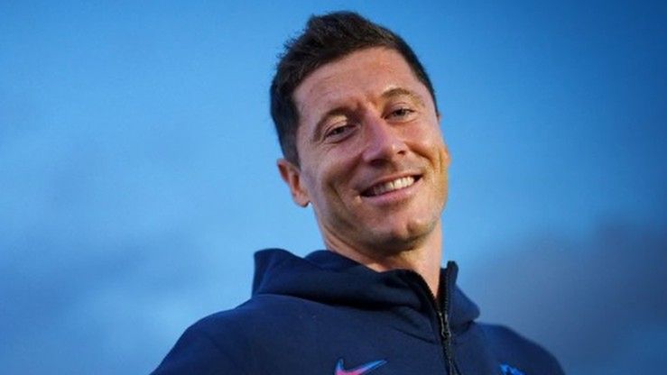 Oficjalnie: Robert Lewandowski piłkarzem FC Barcelony