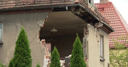 Zawaliła się ściana pustostanu we Wrocławiu. Ewakuowano mieszkańców okolicznych budynków