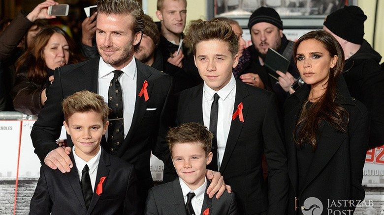 Romeo Beckham pracuje w kawiarni