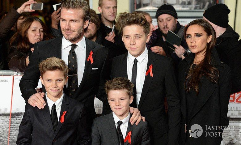 Romeo Beckham pracuje w kawiarni