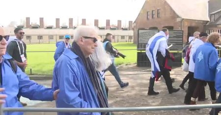 Młodzi Żydzi z całego świata i kilkuset ich polskich rówieśników w Marszu Żywycho świata i kilkuset ich polskich rówieśników w Marszu Żywych