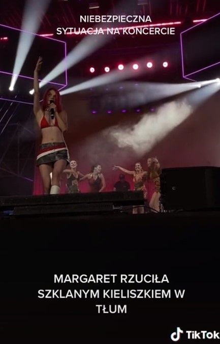 Margaret rzuciła w fanów niebezpiecznym przedmiotem