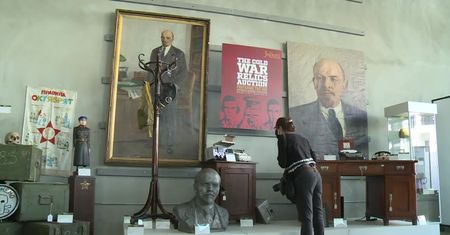 500 pamiątek po zimnowojennych szpiegach KGB na aukcji w Beverly Hills