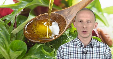 Dietetyk wybrał najlepszy olej: "Już jedna łyżka dziennie wypędza choroby"