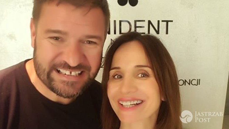 Tomasz Karolak i Viola Kołakowska po wizycie w klinice Unident Union