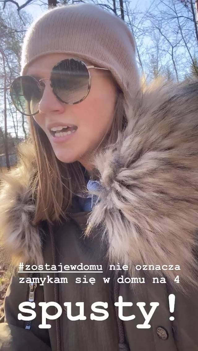 Agnieszka Kaczorowska wybrała się na spacer