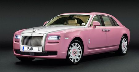Wynajmij różowego Rolls-Royce'a