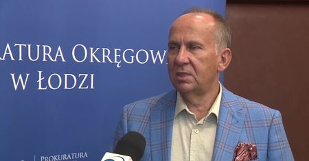 Podjechał na stację z koleżanką, napastnicy wyciągnęli go siłą i zabrali auto. 20-latek nie żyje