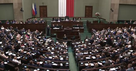 Sejm przyjął zaproponowaną przez prezydenta nowelizację “lex Tusk”