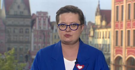 PiS ogłasza referendum ws. migracji, choć UE chce zwolnić Polskę z obowiązku ich przyjmowania. Komentarze opozycji