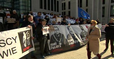 W Krakowie demonstrowano w obronie represjonowanych sędziów