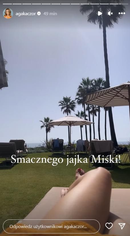 Agnieszka Kaczorowska prezentuje nogi na Wielkanoc